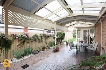 6 Spence Avenue, Roxburgh Park, VIC 3064 - Photo 4