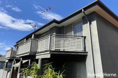 Cozy one-bedroom retreat - Photo 2