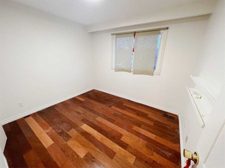 For Lease - 84 Harrington Crescent Unit# UPPER, Toronto, Ontario - Photo 4