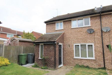 3 bedroom semi-detached house to rent - Photo 4