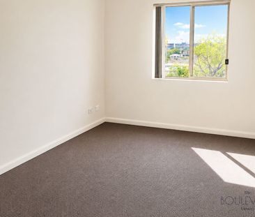 Quality 1 Bedroom Units in Sought-After Guildford Position - Photo 2