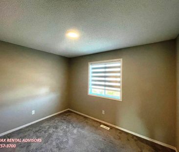 UPPER 5730 Cautley Crescent Southwest - Photo 6