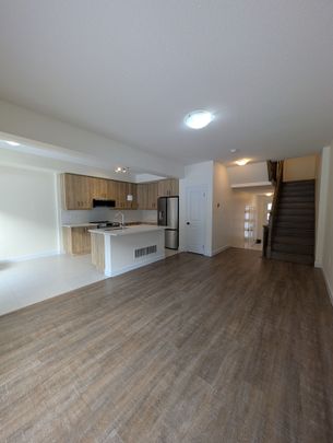 For Lease - 55 Southam Lane, Hamilton, Ontario - Photo 1