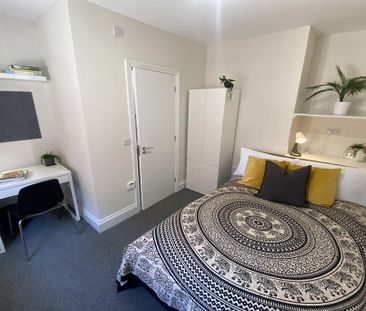 1 bedroom in a house share to rent - Photo 5