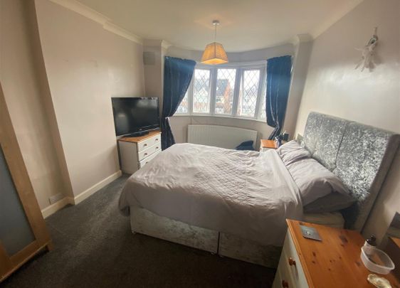 Kingsbury Road, Coundon, Coventry, West Midlands - Photo 1