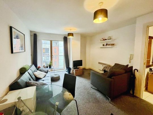 1 bedroom flat to rent - Photo 1