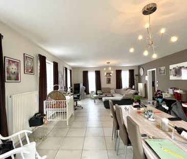 DUPLEX MET 3 SLAAPKAMERS EN RUIM ZONNETERRAS - Photo 1