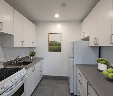 Bradford Apartments - 14 Davey Blvd - Photo 2