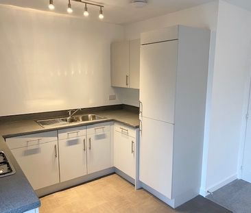 The Risings, Old St Mellons - Photo 6