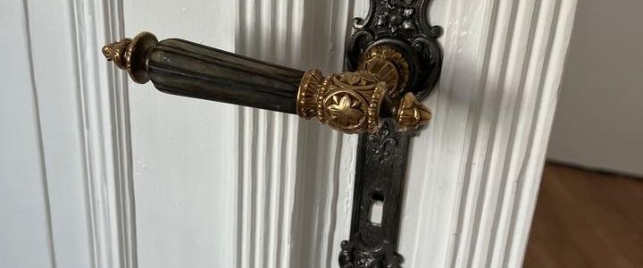 Sanierte 4-Zimmerwohnung im Herzen von Neustrelitz - 2 Balkone - Foto 1