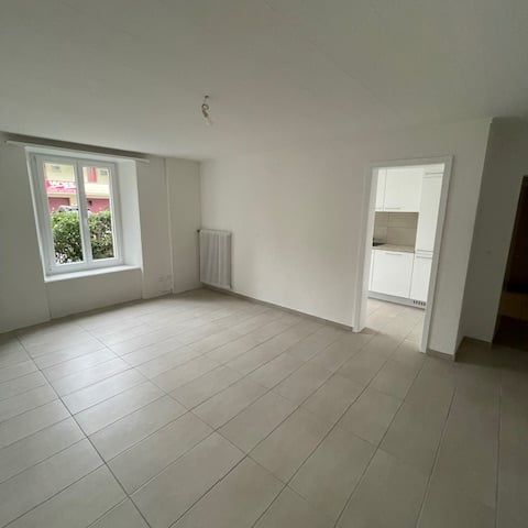 Beau 2pces rénové avec espace extérieur à La Neuveville - Foto 1