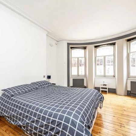 3 bedroom flat to rent - Photo 3
