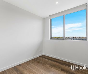 Spacious 2 Bedroom Apartment! - Photo 2