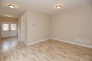 Detached Home For Lease | X8106526 - Photo 1