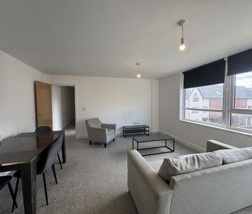 3 bedroom flat to rent - Photo 4