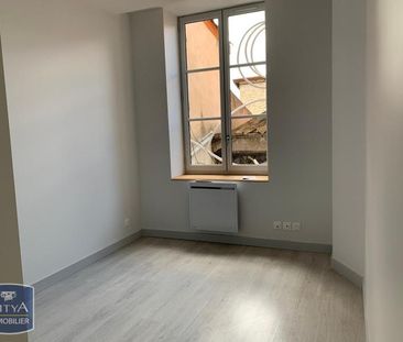 Location Appartement 3 pièces 62m² VILLEFRANCHE SUR SAONE 69400 - Photo 2