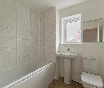 3 bedroom semi-detached house to rent - Photo 6