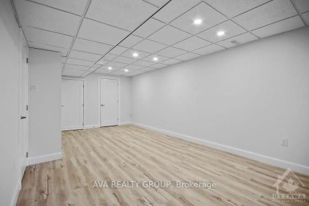 For Lease - 14 Gould Street, Tunneys Pasture and Ottawa West, Ontario - Photo 3