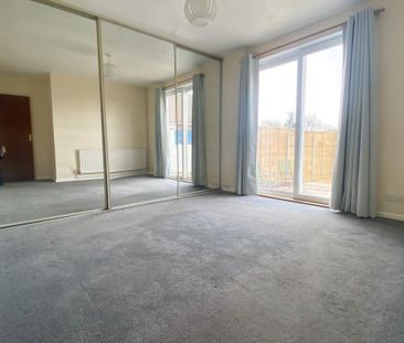 2 bedroom bungalow to rent - Photo 2