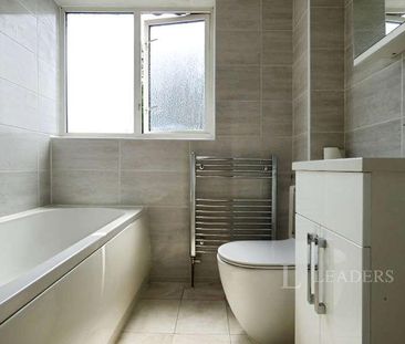 Cumberland Avenue, SO53 - Photo 4