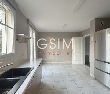 Maison • Vaucresson - Photo 4