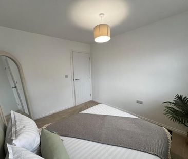 3 bedroom House To Let - Photo 4