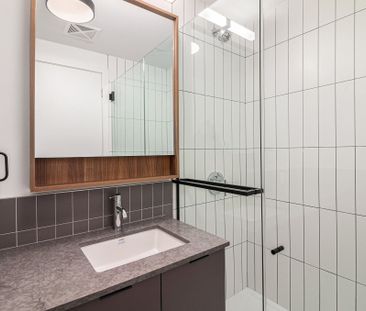 For Lease - 280 Montgomery Street Unit# 1303, Vanier and Kingsview ... - Photo 1
