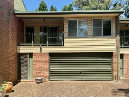 2/8 Jill Parade, Charlestown - Photo 2