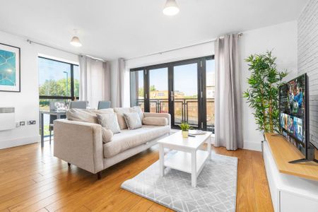 2 bedroom serviced apartment to rent - Photo 4