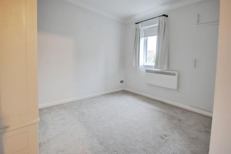 Crown Rise, Watford - Photo 4