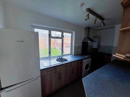 2 bedroom flat to rent - Photo 5