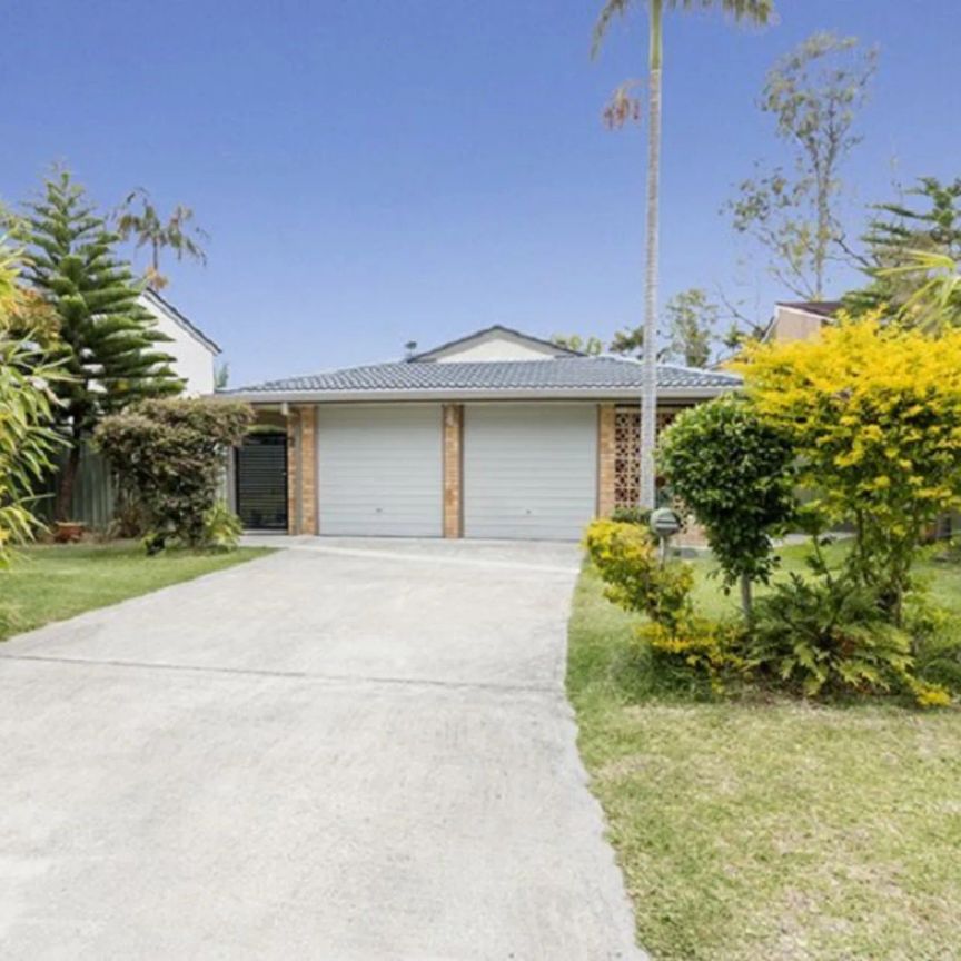 16 Virae Street, The Gap. - Photo 1