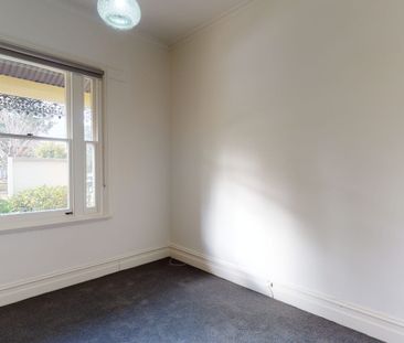 A Quiet Family Home in Carlton - Photo 3