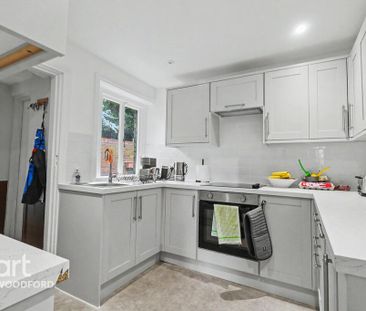 2 bedroom character property to rent - Photo 3