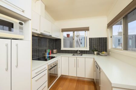 9/13-29 University Street, Carlton VIC 3053 - Photo 5