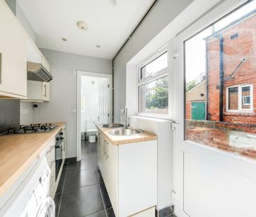 Ludlow Road, Guildford, Surrey, GU2 - Photo 6