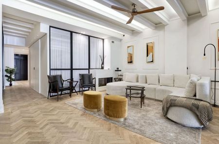 Appartement te huur: Nieuwezijds Voorburgwal 294-1 1012 RT Amsterdam - Foto 2