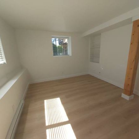 Charming Two Bedroom suite $2100 November 1st. - Photo 4