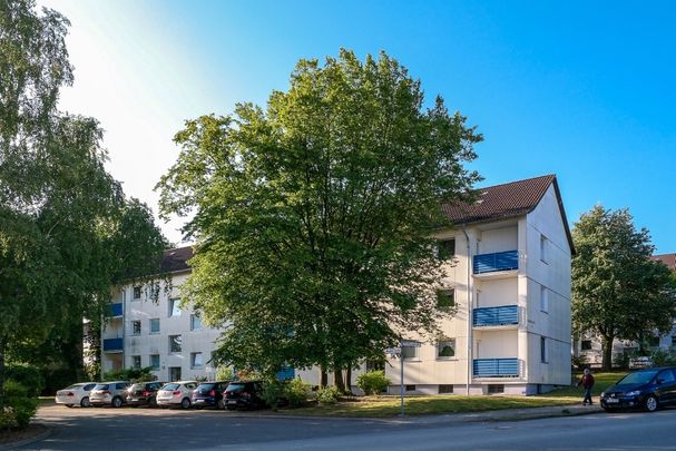 Ihr neues Zuhause mit eigener Terrasse und direktem Zugang zum Mietergarten - Photo 1