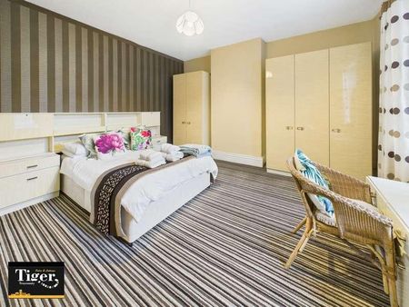 Breck Road, Blackpool, FY3 - Photo 2