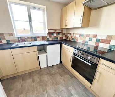 2 Bedroom - Photo 4