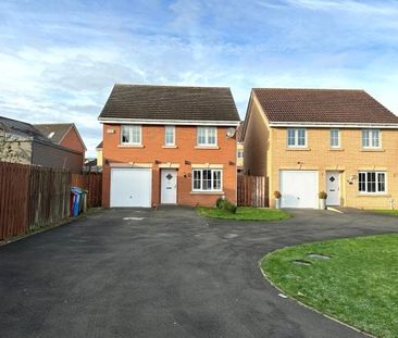 Kings Seat Place, Maddiston - Photo 4