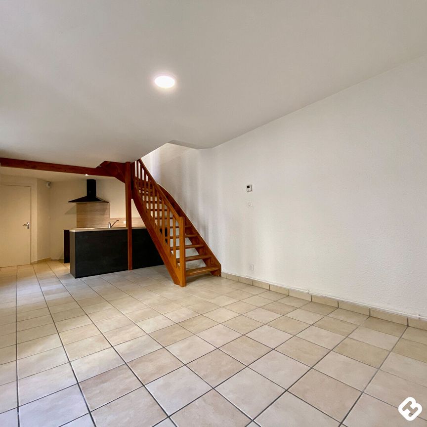 Location Appartement 2 pièces 57m² ROANNE 42300 - Photo 1