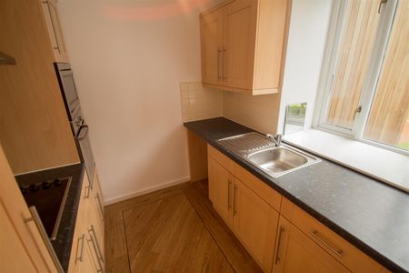 Carr Mills, Buslingthorpe Lane, LS7 2DD, Leeds - Photo 2