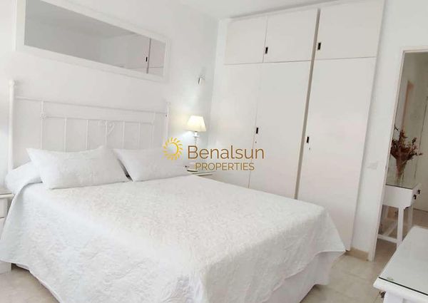 Half season. For rent from 1/4/2024-30/6/2024 and 01/4/2025-30/6/2025 apartment on the 1st line of the beach in Fuengirola