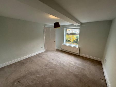 3 bedroom detached house to rent - Photo 3