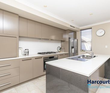 Perfect Opportunity Awaits - Photo 4