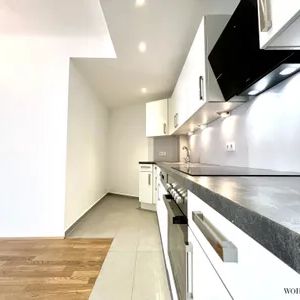 Charmante, frisch renovierte 3-Zimmerwohnung in ruhiger Lage nahe dem Karmelitermarkt - Photo 3