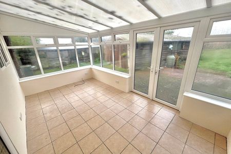 Swaffham Road - Photo 3