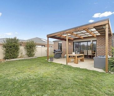 25 Deakin Drive, Delacombe - Photo 3